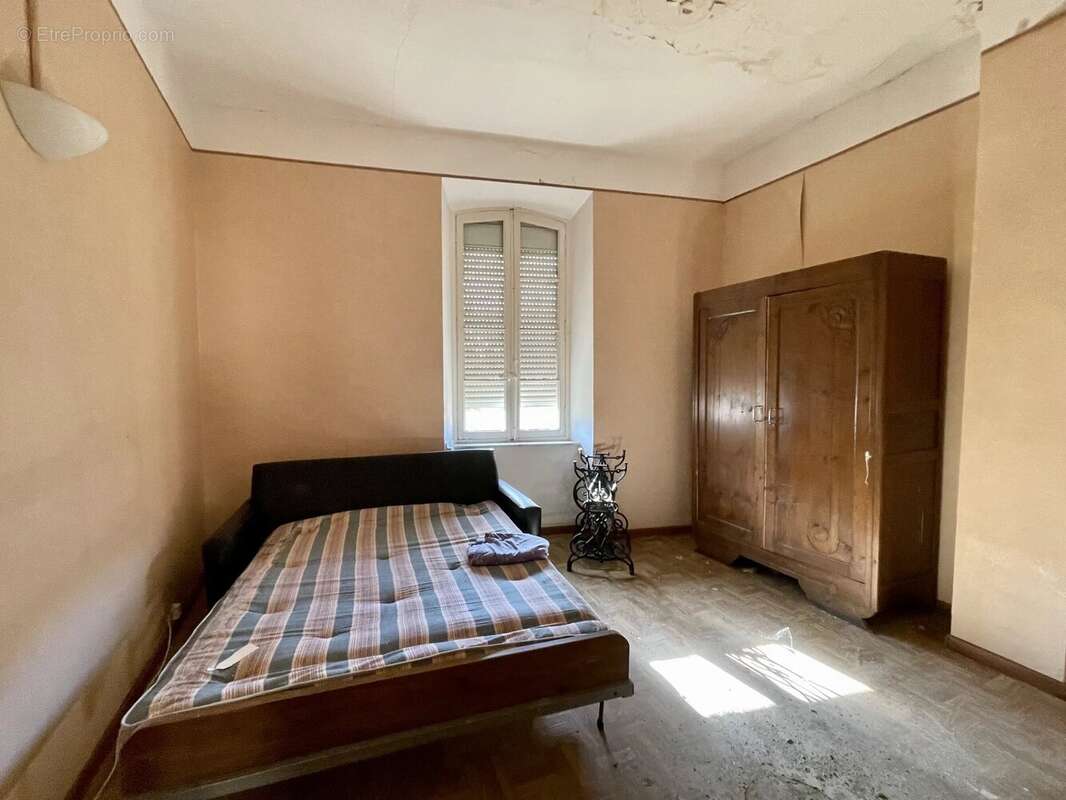 Maison à PEYRIAC-MINERVOIS