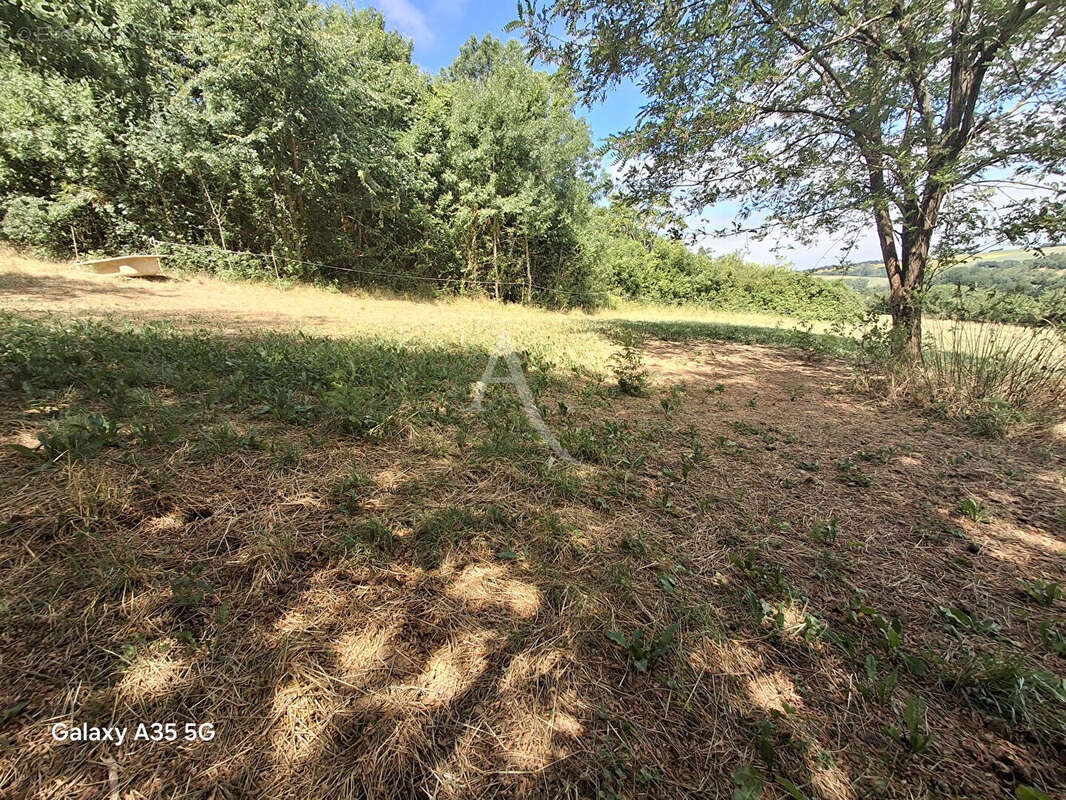 Terrain 819 m2 - photo 2