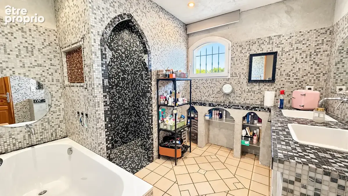 Maison 5 pièces 143 m² à vendre à Orange (84100) - photo 10