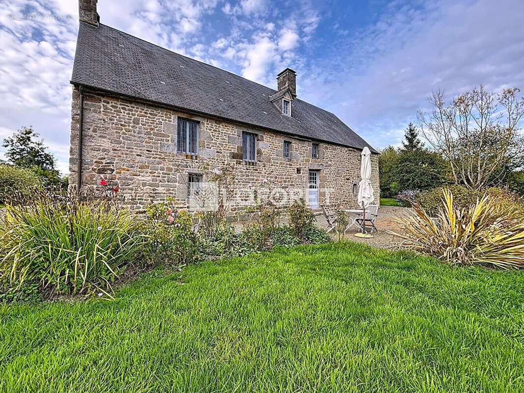 Maison à BELLOU-EN-HOULME