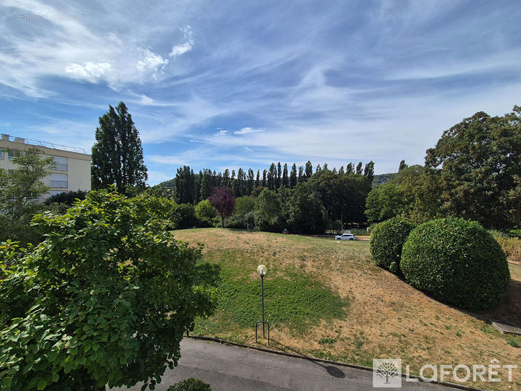 Appartement à VILLEBON-SUR-YVETTE