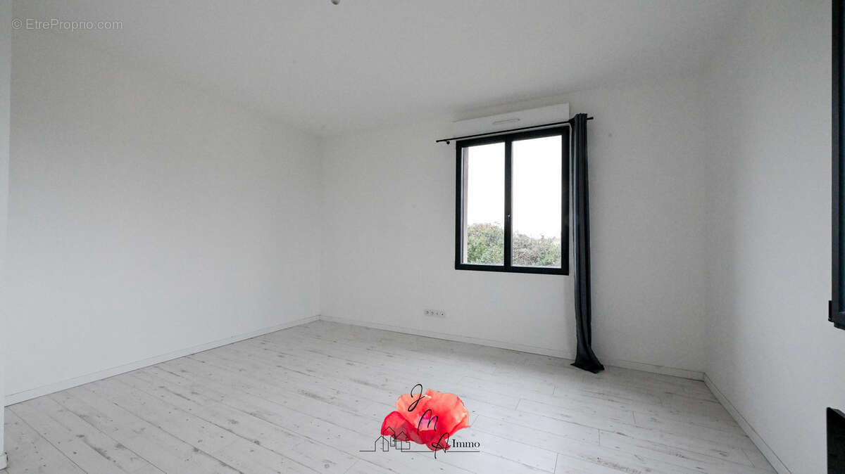 Maison à SAINT-ROMAIN-DE-COLBOSC