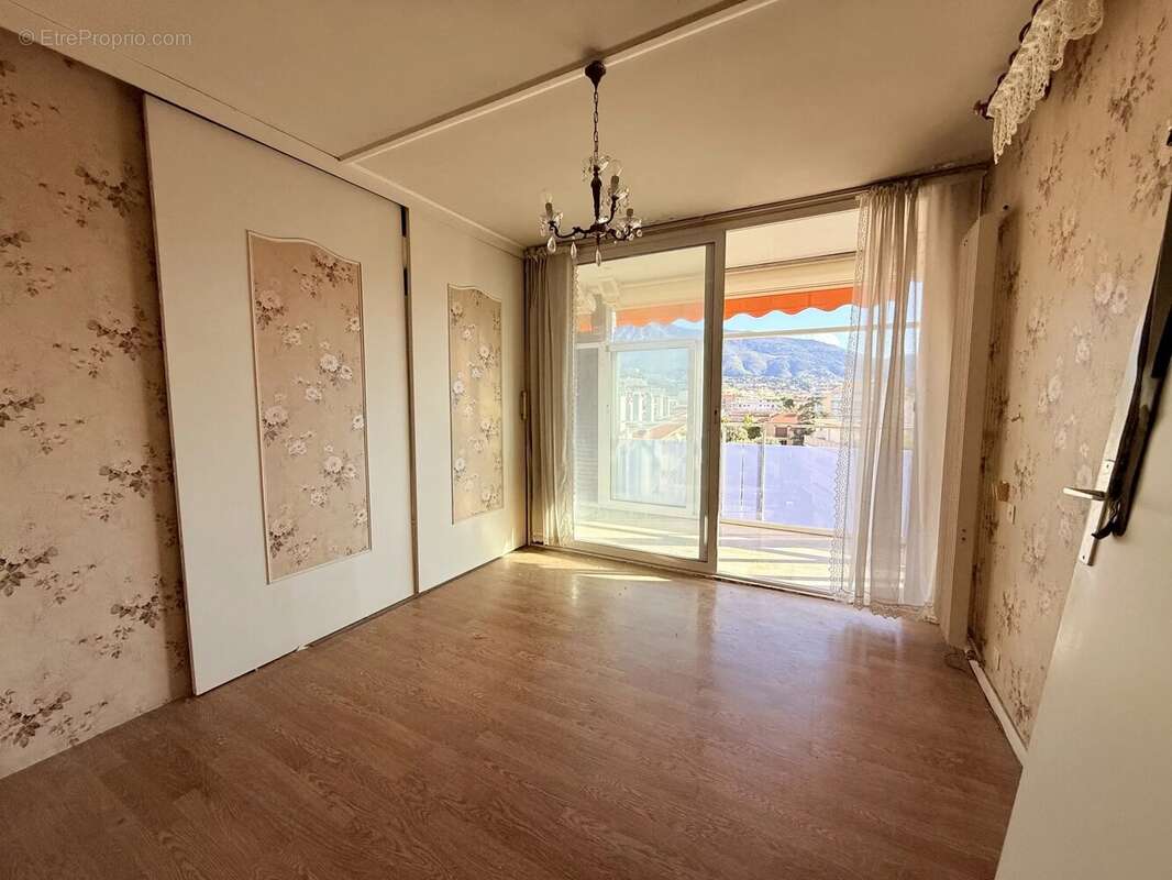 Appartement à ROQUEBRUNE-CAP-MARTIN