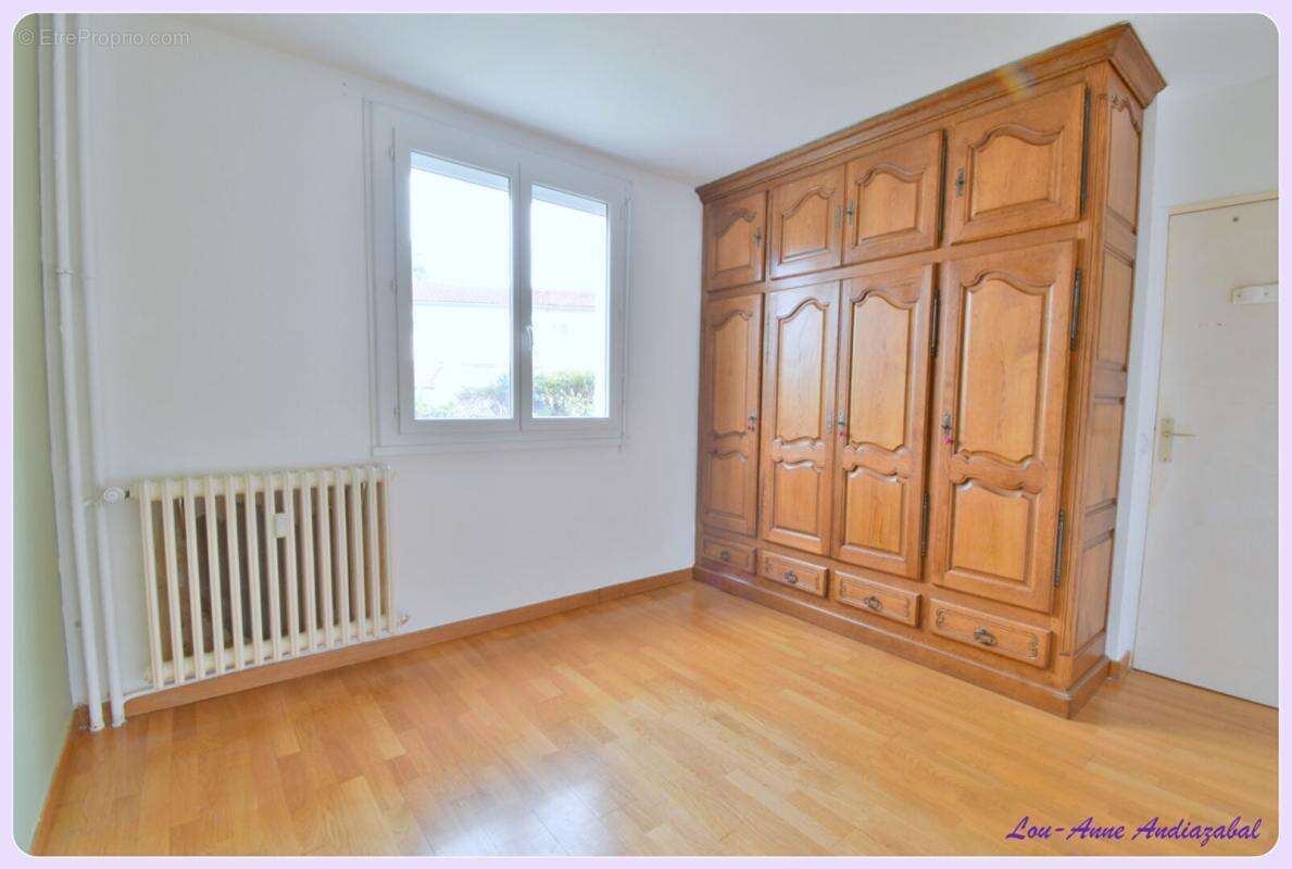 Appartement à BILLERE