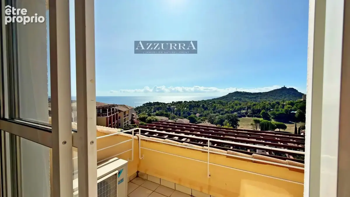 Agay cap esterel superbe t3 duplex vue mer panoramique. parking prive - photo 2