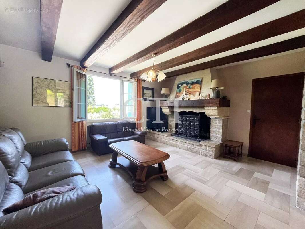 Maison à VAISON-LA-ROMAINE