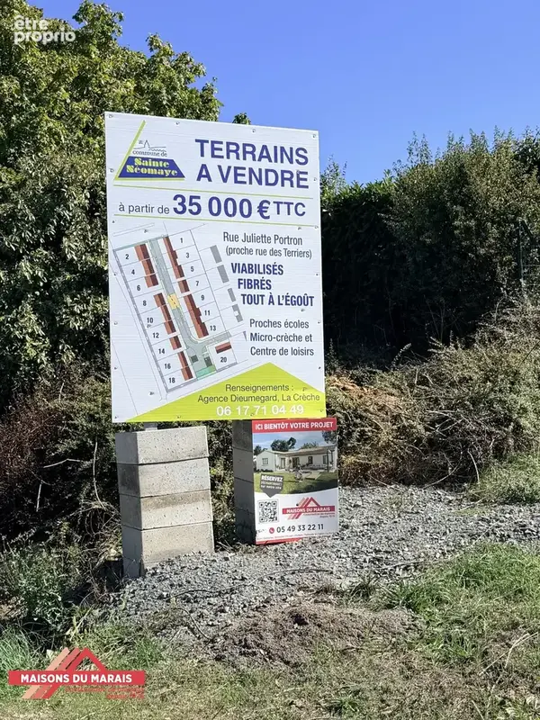Photo Terrain à Sainte-Neomaye au prix de 48 400€