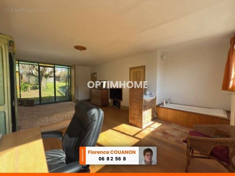 Sainte Mesme - Maison de caractère atypique 10 pièces – 230 m² – 5 chambres - garage 3 voitures - photo 8