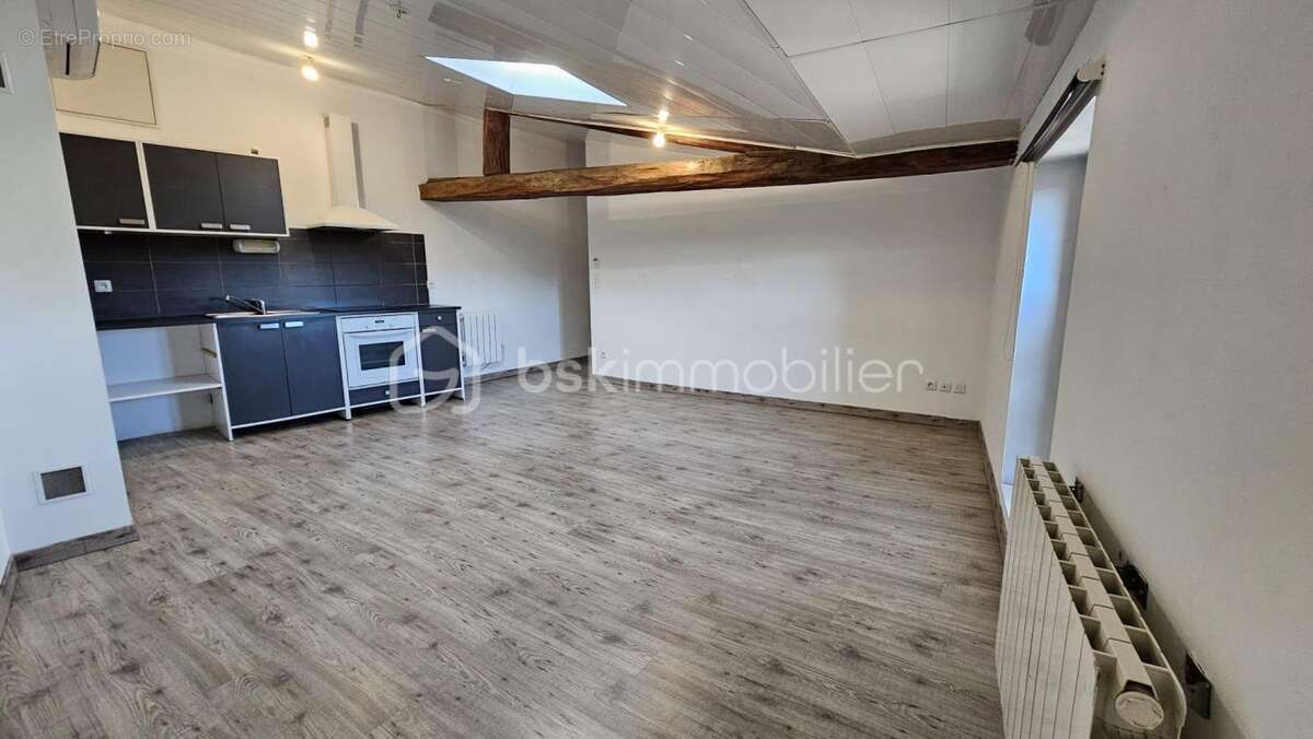 Appartement à CAMPS-LA-SOURCE