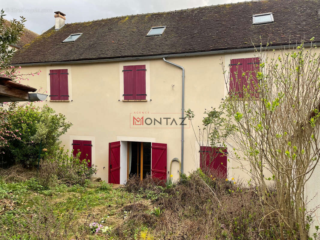 Maison à JOUY-SUR-MORIN
