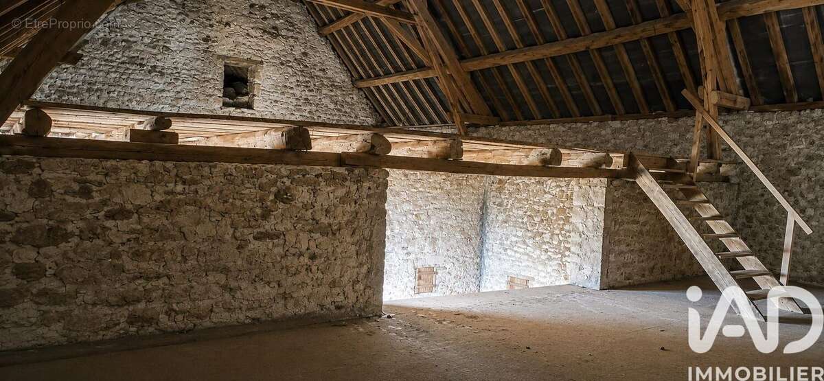 Photo 7 - Maison à SAINT-CHRISTOPHE-EN-BRIONNAIS