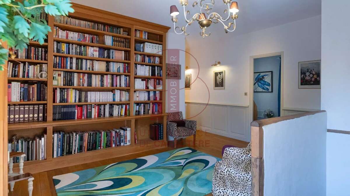 Maison à FONTAINEBLEAU