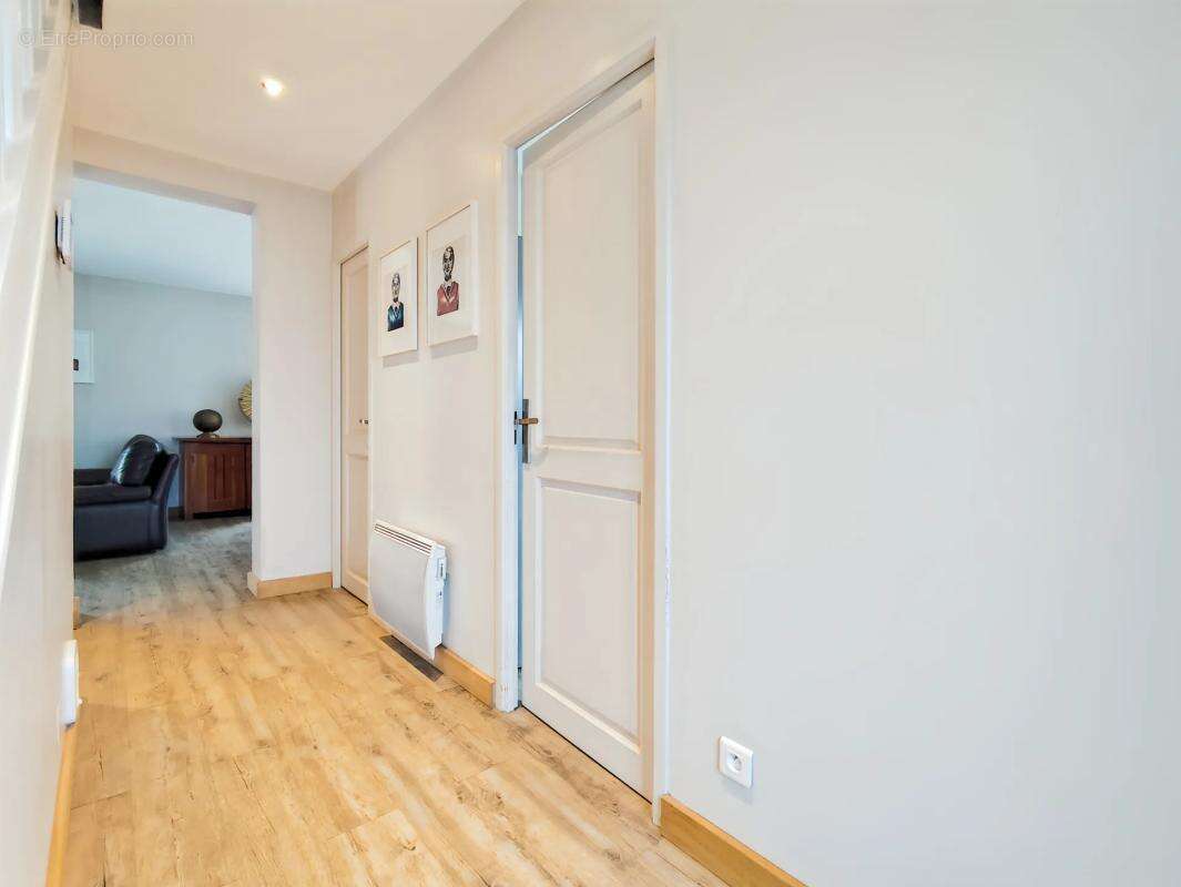 Maison à VERNEUIL-SUR-SEINE