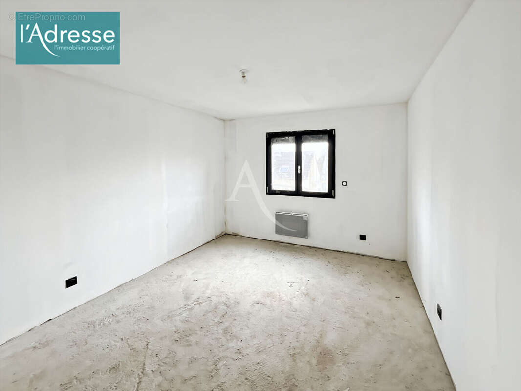 Maison à VAUX-SUR-SEINE