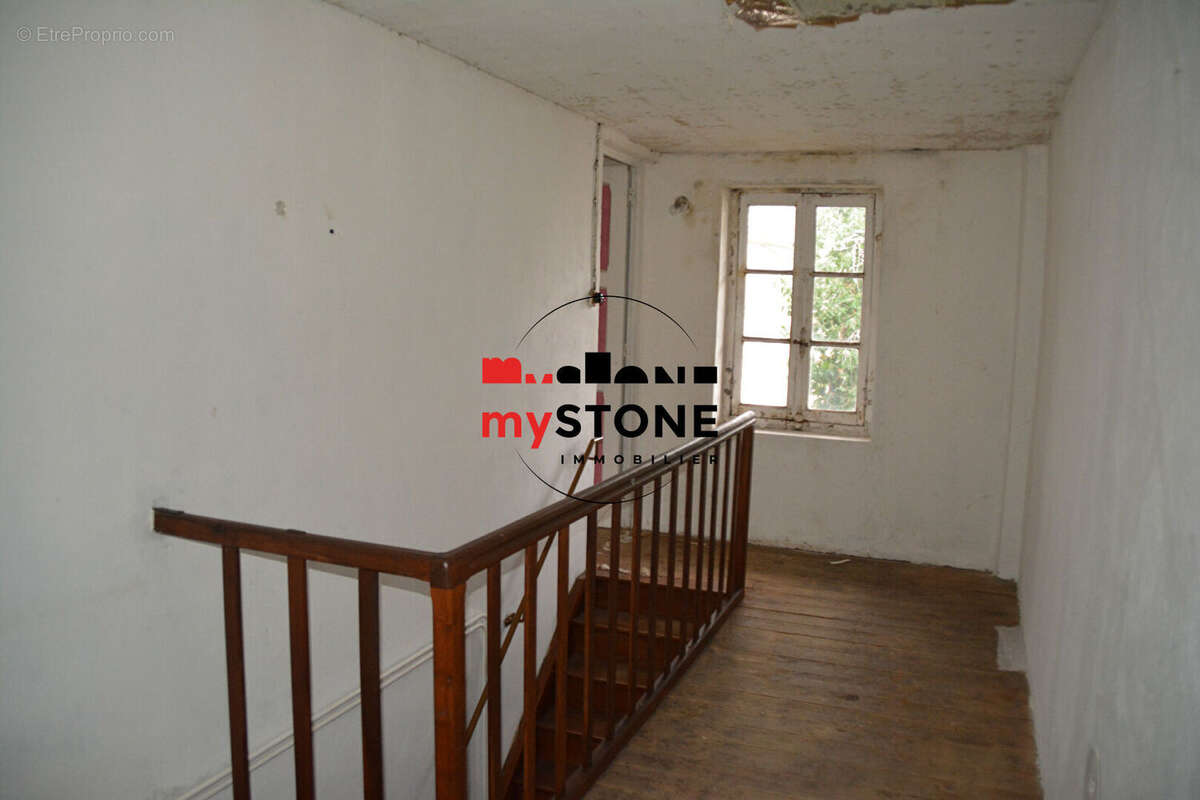 Maison à SAINT-MARCEL