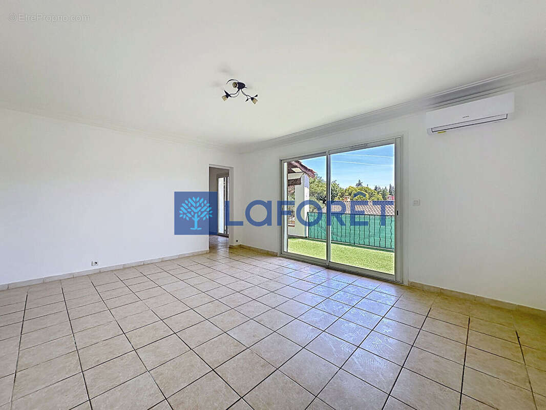 Appartement à DRAGUIGNAN