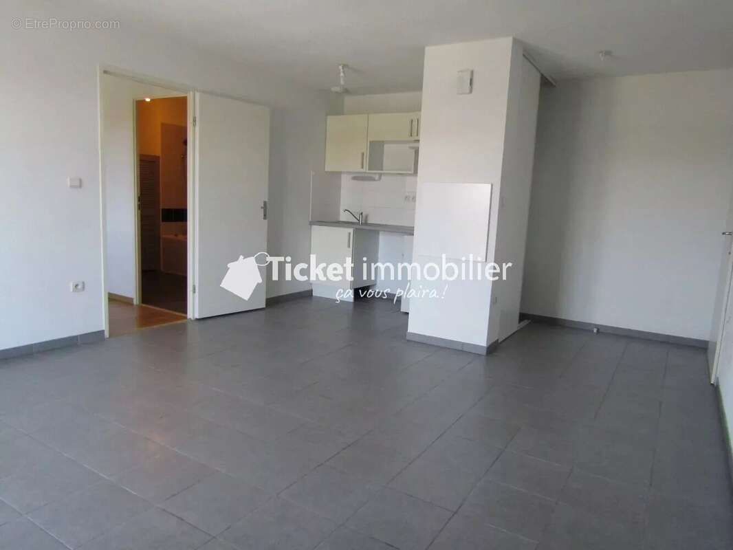 Appartement à MONDONVILLE