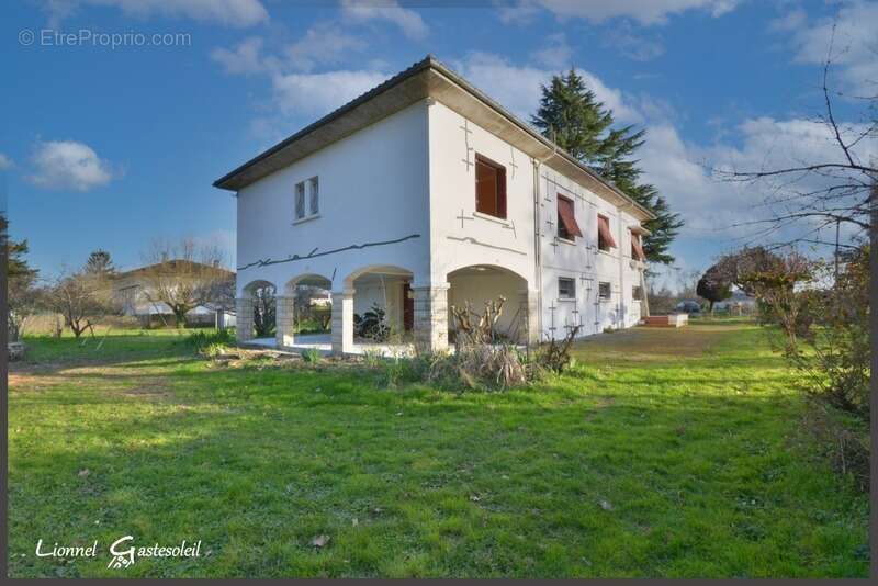 Maison à PORT-SAINTE-FOY-ET-PONCHAPT