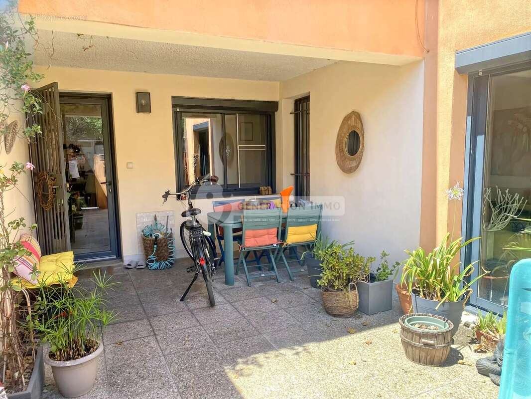 Maison de ville à vendre dans le quartier Chabourlet - photo 2