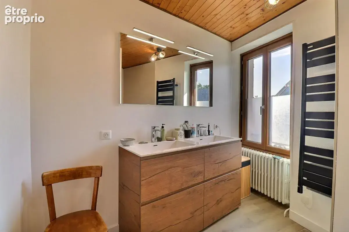 Maison de village 5P 139 m² avec sous-sol et dépendance La Chavanne (73800) - photo 6