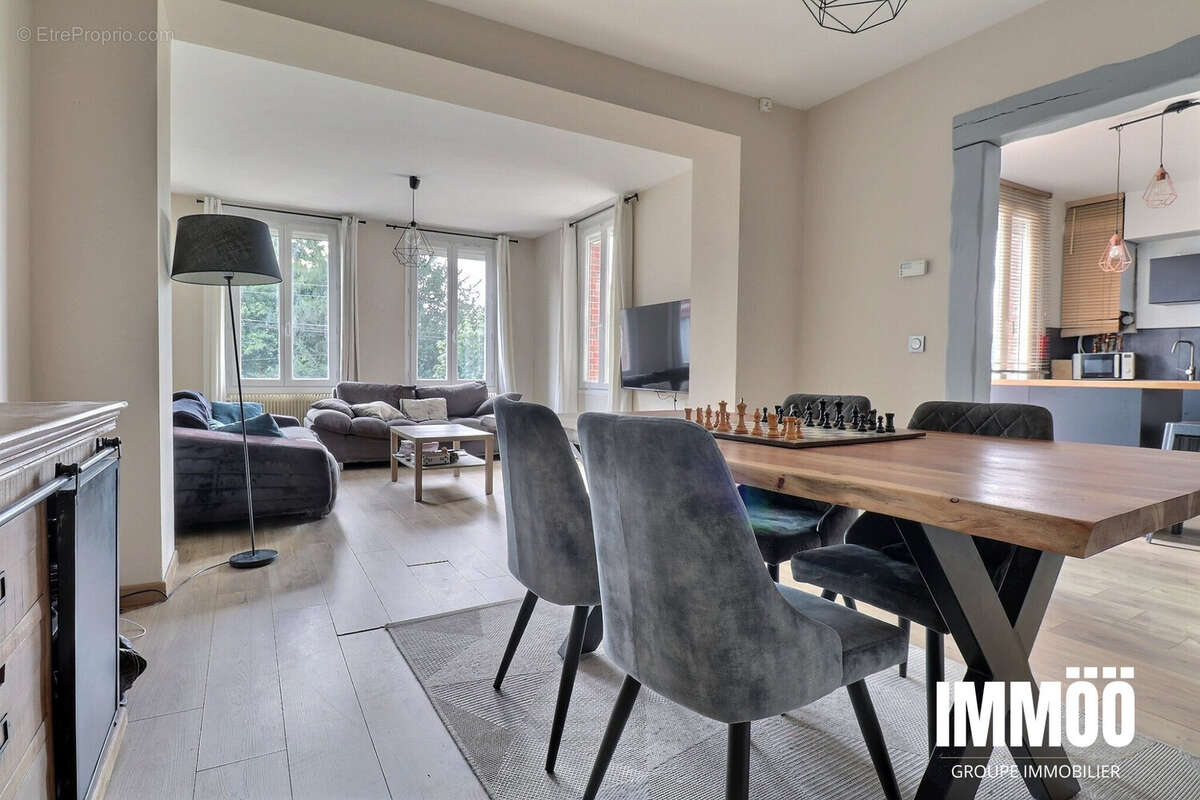 Maison 118 m² à Le Houlme  - photo 5