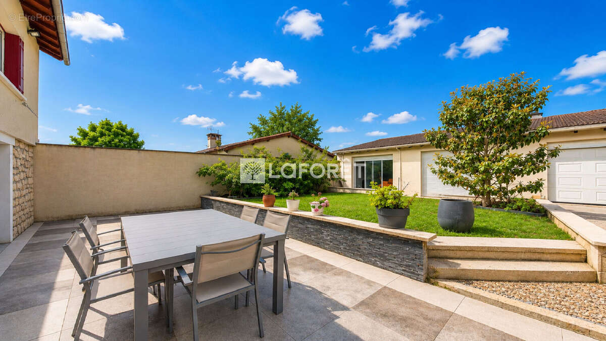 Maison à ROISSY-EN-BRIE