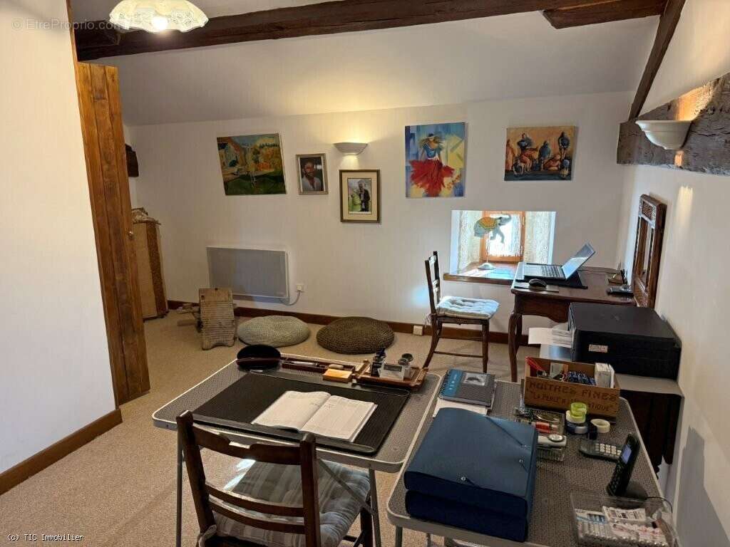 Maison à SAUZE-VAUSSAIS