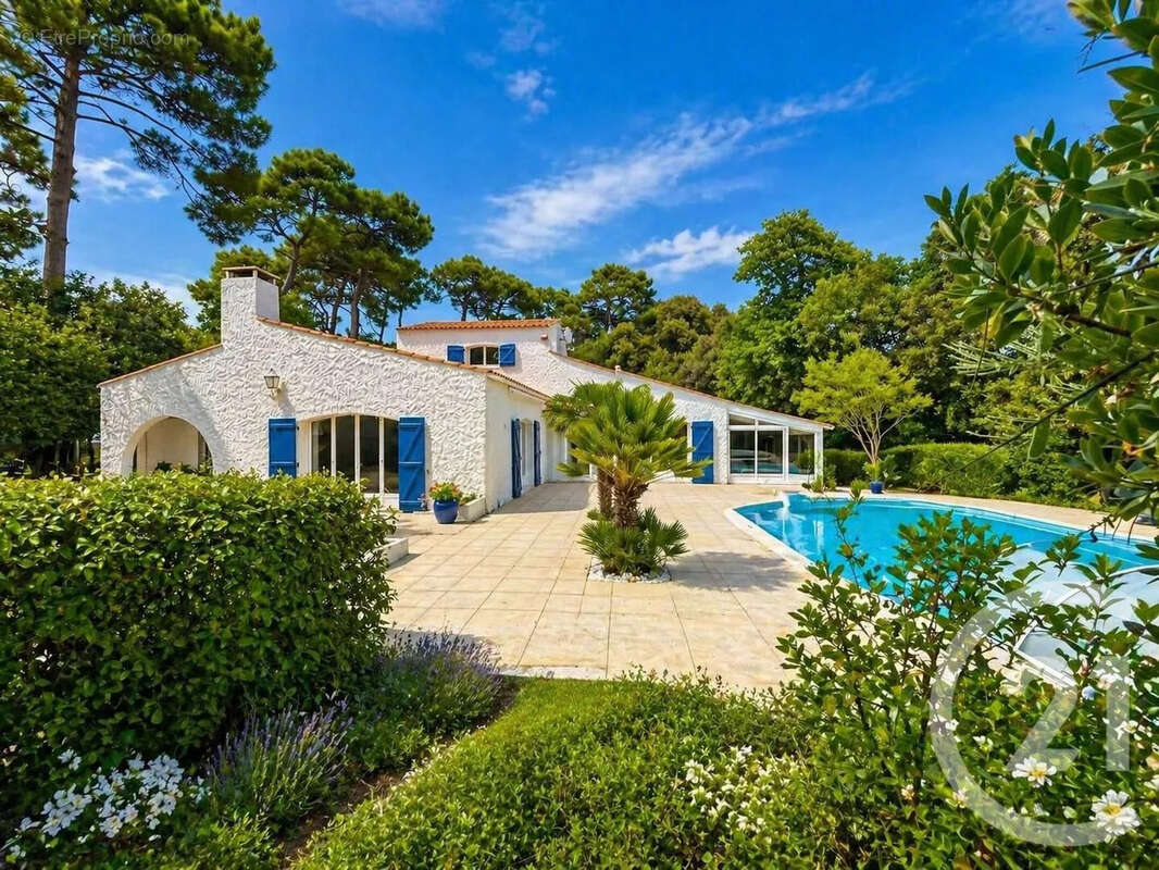 Maison à TALMONT-SAINT-HILAIRE
