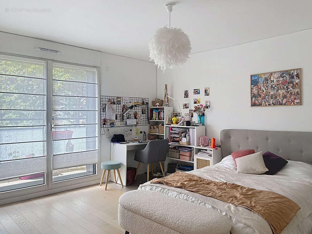 Maison à SURESNES