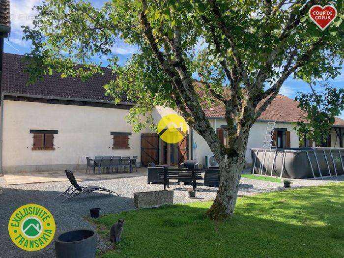 Maison à BAUGY
