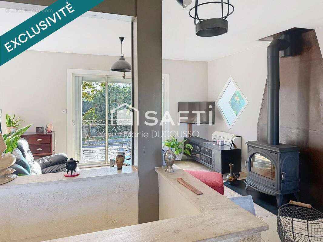 Photo 3 - Maison à MOULIETS-ET-VILLEMARTIN