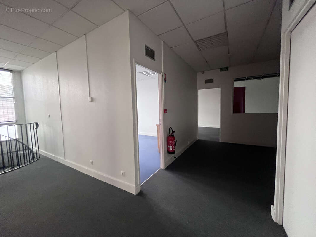 Autre à SAINT-ETIENNE