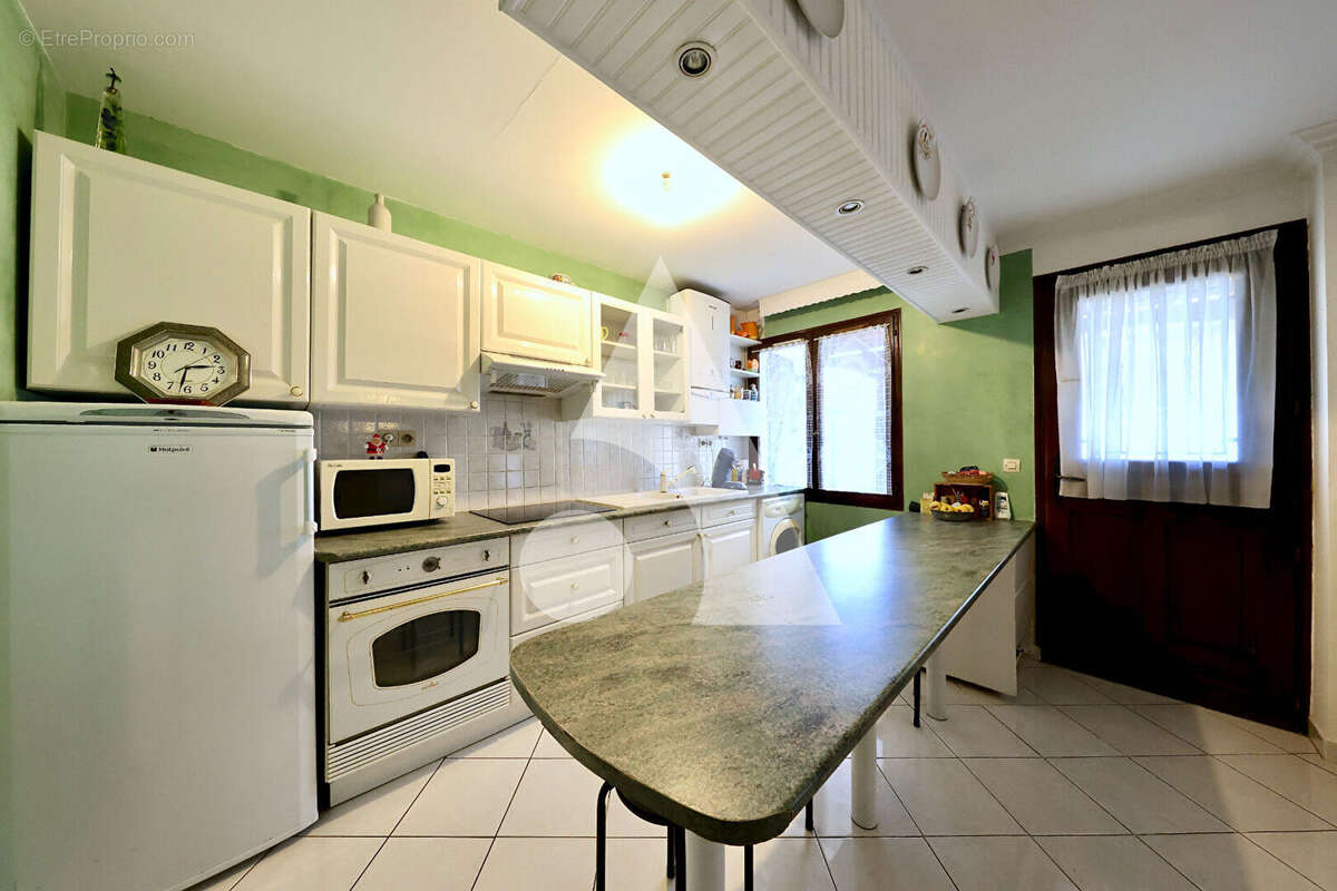 Maison à CORBEIL-ESSONNES