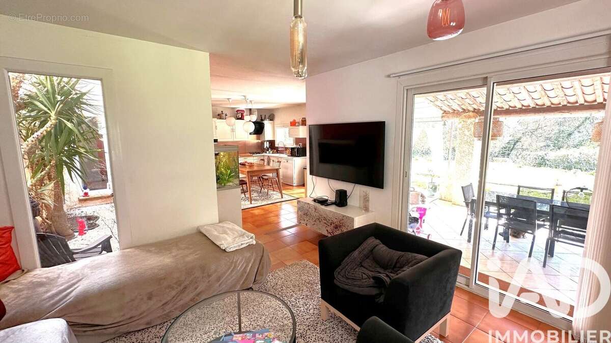 Photo 9 - Maison à SOLLIES-TOUCAS