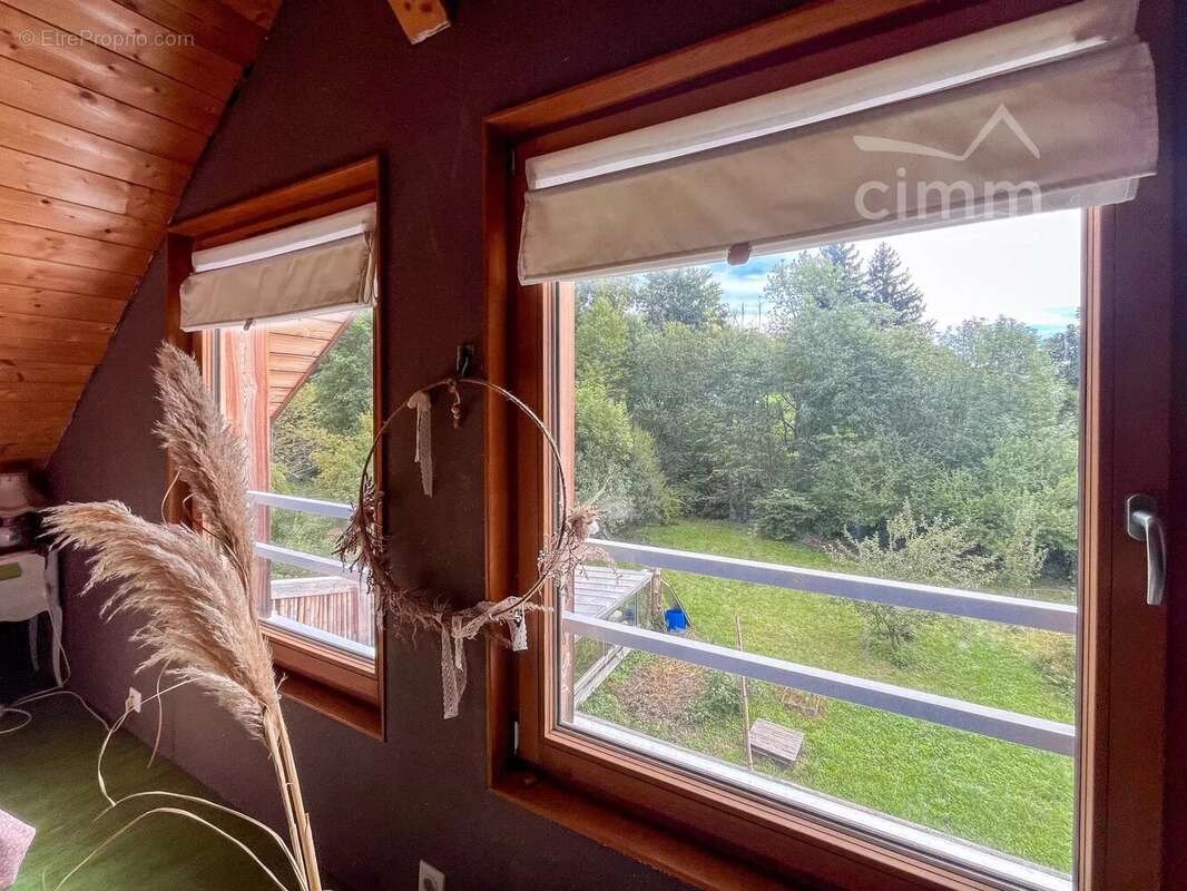 Maison à LA TERRASSE