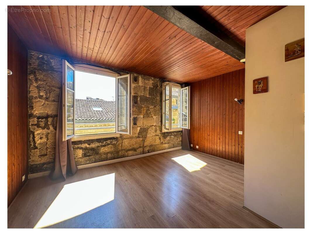 Appartement à BORDEAUX