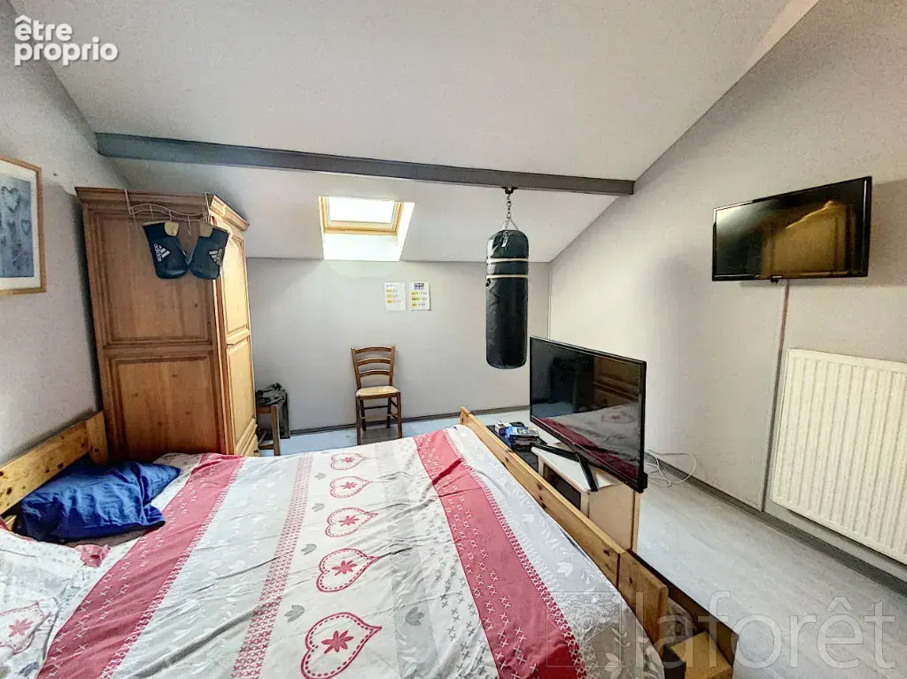 Maison L'Isle D'Abeau vieux village 6 pièces 155 m2 - photo 11