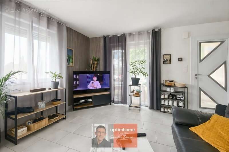 Maison à CHOISEY