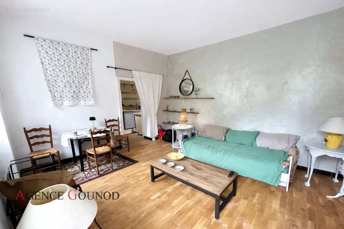 Appartement à BREIL-SUR-ROYA