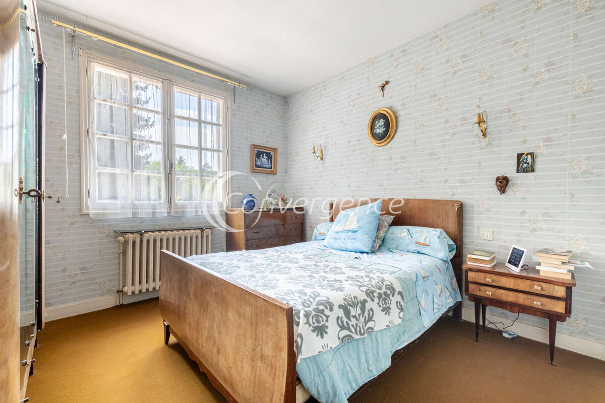 Maison à COMPREIGNAC