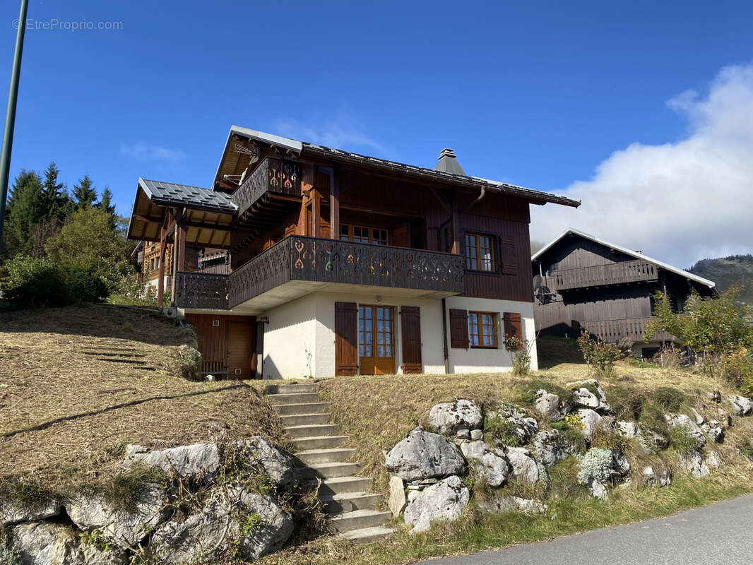 Maison à TANINGES