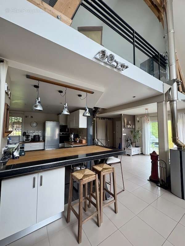 Maison à CHATEAUFORT