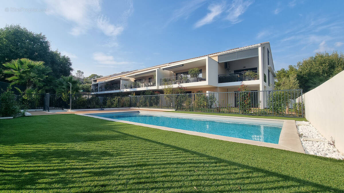 Appartement à SAINT-RAPHAEL