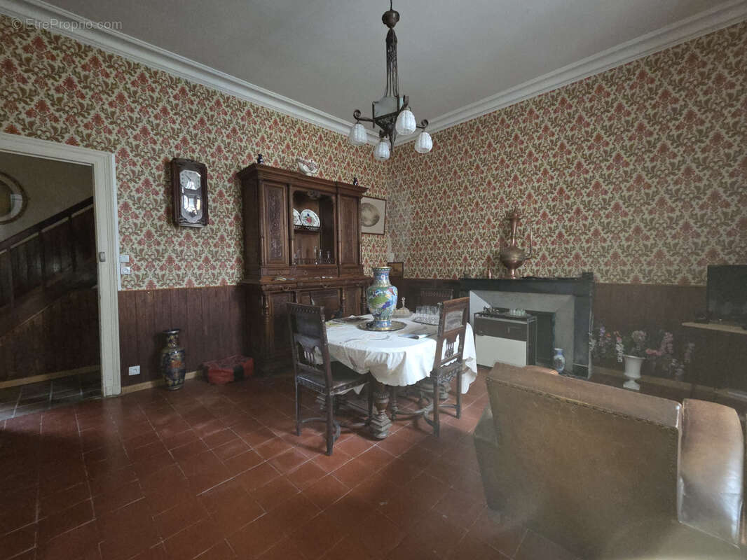 À découvrir   Authentique bâtisse de caractère au cœur du village - photo 6