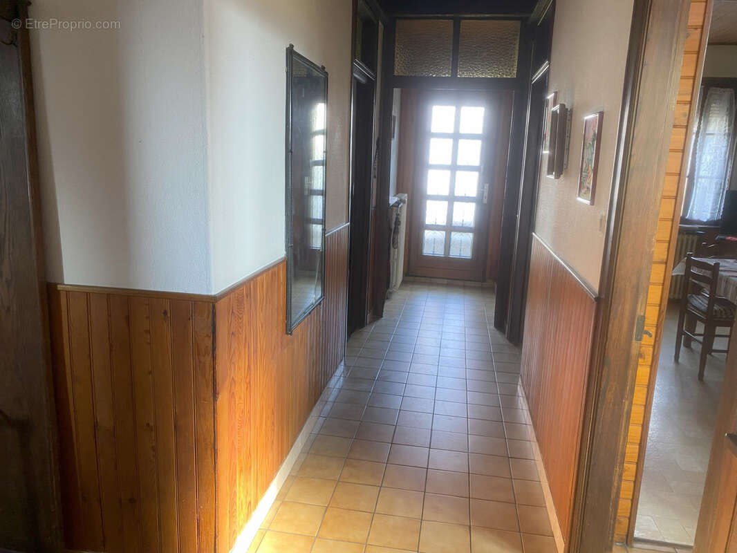 Maison f6 belfort centre avec dependances - photo 12
