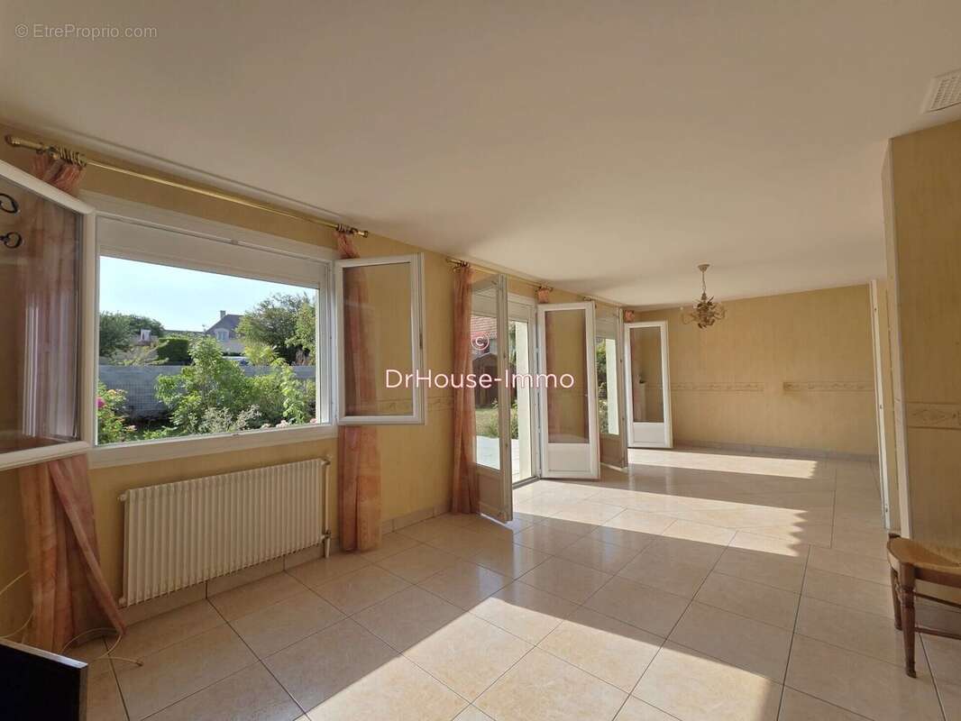 Maison 107 m² à Colomby-Sur-Thaon  - photo 3