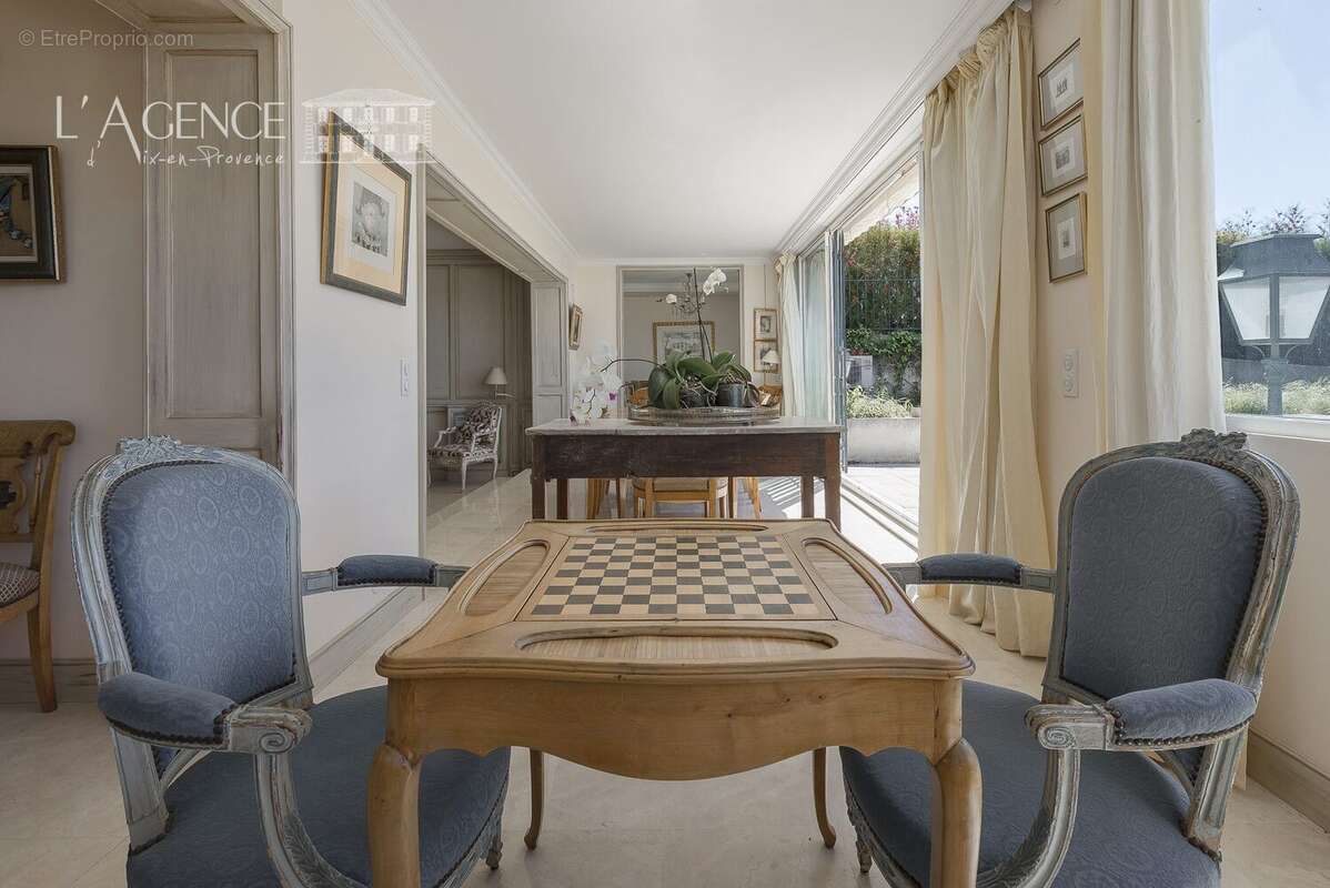 Appartement à AIX-EN-PROVENCE