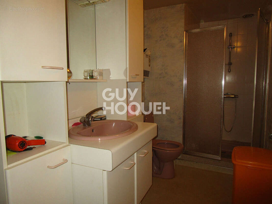 Maison à SIAUGUES-SAINTE-MARIE