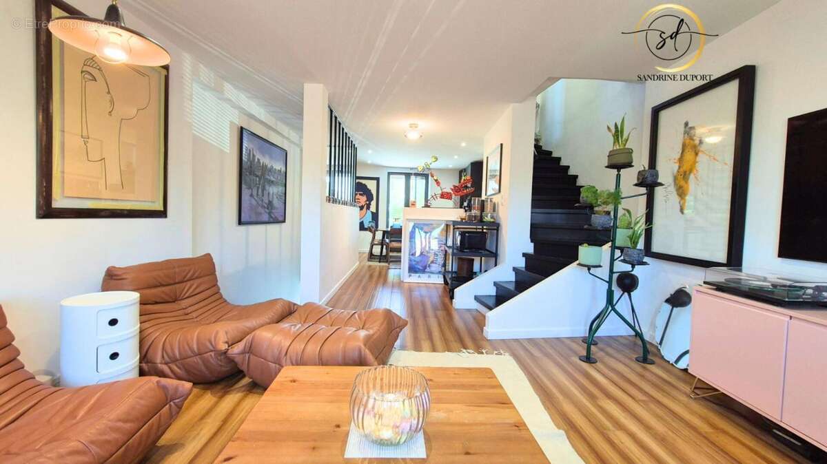Maison à LABASTIDE-D'ANJOU