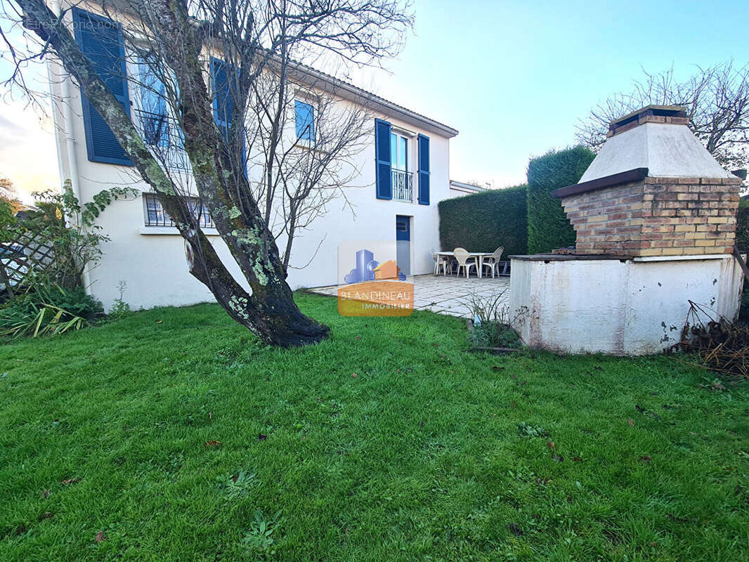 Maison à SAINT-JEAN-DE-BOISEAU